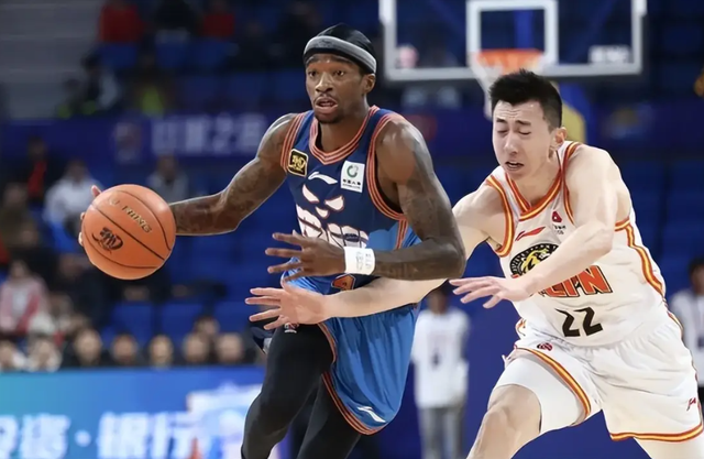 正式确定！CBA顶级后卫完成转会，携手杜锋，剑指总冠军